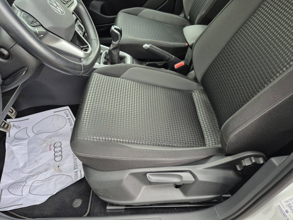 Acheter Volkswagen T-Cross T-Cross 1.0 TSI 110 Start/Stop BVM6 Active 5p occasion dans les concessions du Groupe Faurie