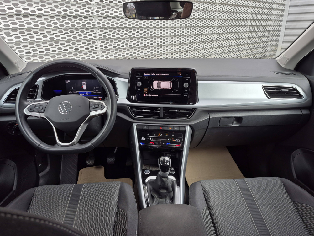 Acheter Volkswagen T-Roc T-Roc 1.0 TSI 110 Start/Stop BVM6 Life Business 5p occasion dans les concessions du Groupe Faurie