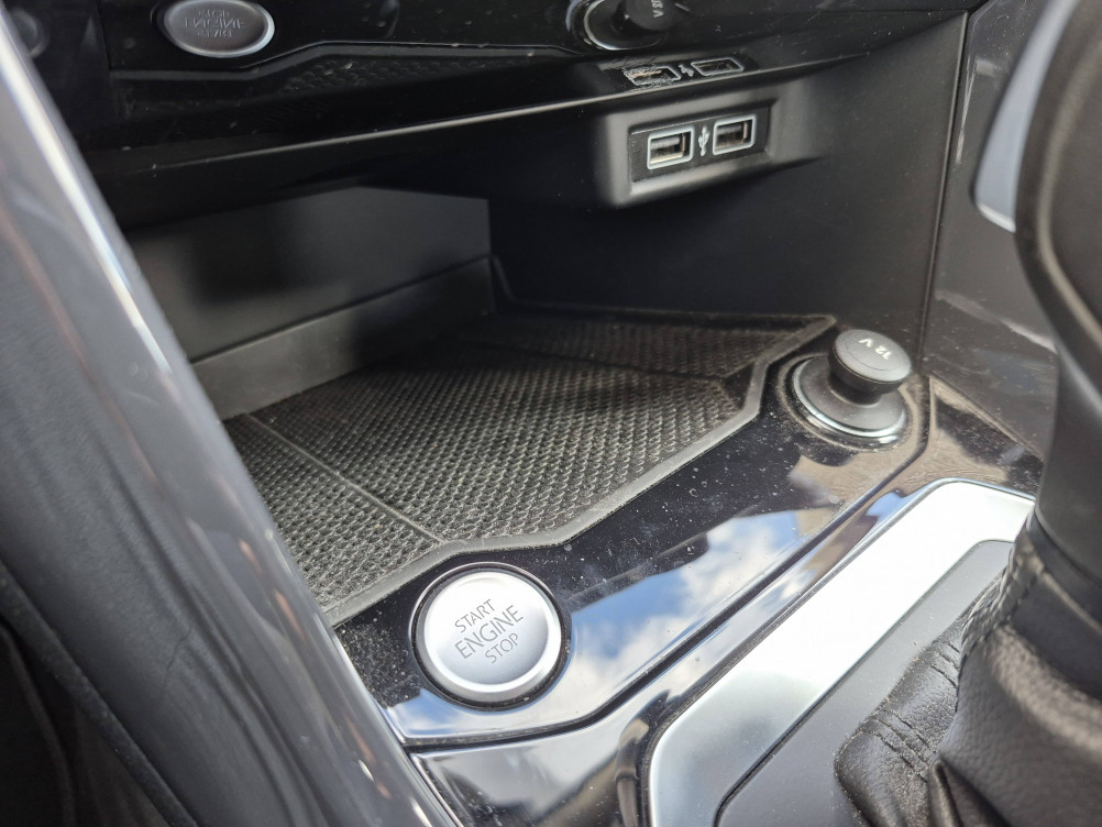 Acheter Volkswagen T-Roc T-Roc 1.5 TSI 150 EVO Start/Stop DSG7 Carat 5p occasion dans les concessions du Groupe Faurie