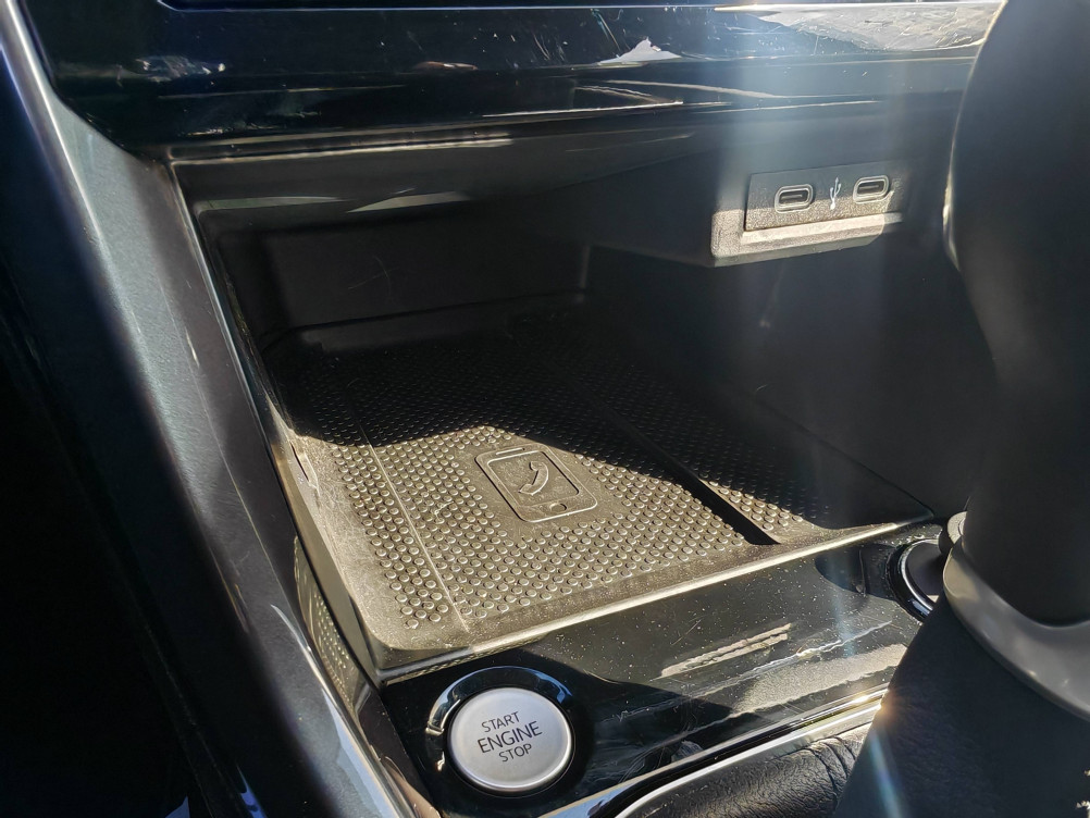 Acheter Volkswagen T-Cross T-Cross 1.0 TSI 110 Start/Stop DSG7 Carat 5p occasion dans les concessions du Groupe Faurie