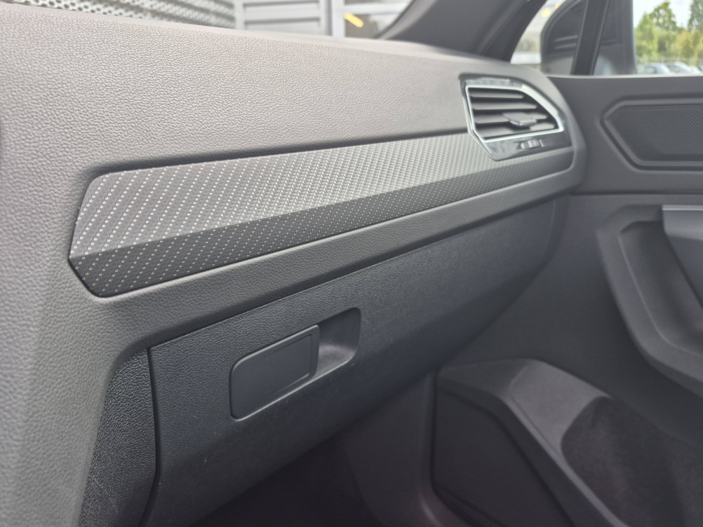 Acheter Volkswagen Tiguan Tiguan 2.0 TDI 150ch DSG7 R-Line 5p occasion dans les concessions du Groupe Faurie