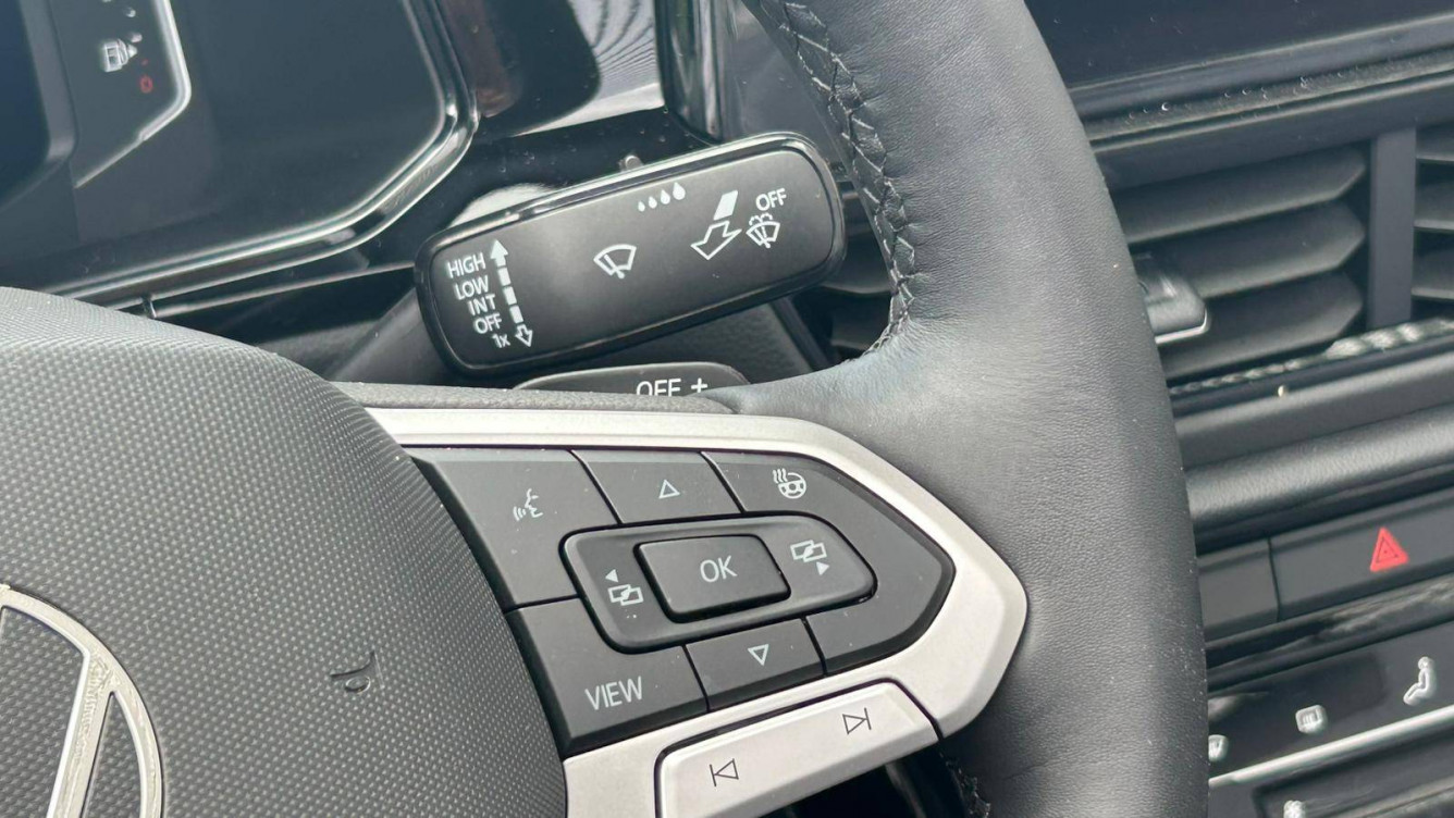 Acheter Volkswagen T-Roc T-Roc Cabriolet 1.5 TSI EVO2 150 Start/Stop DSG7 R-Line 2p neuf dans les concessions du Groupe Faurie