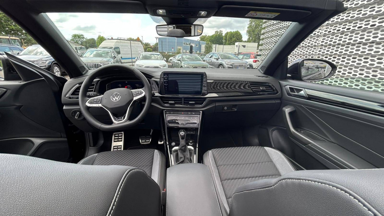 Acheter Volkswagen T-Roc T-Roc Cabriolet 1.5 TSI EVO2 150 Start/Stop DSG7 R-Line 2p neuf dans les concessions du Groupe Faurie