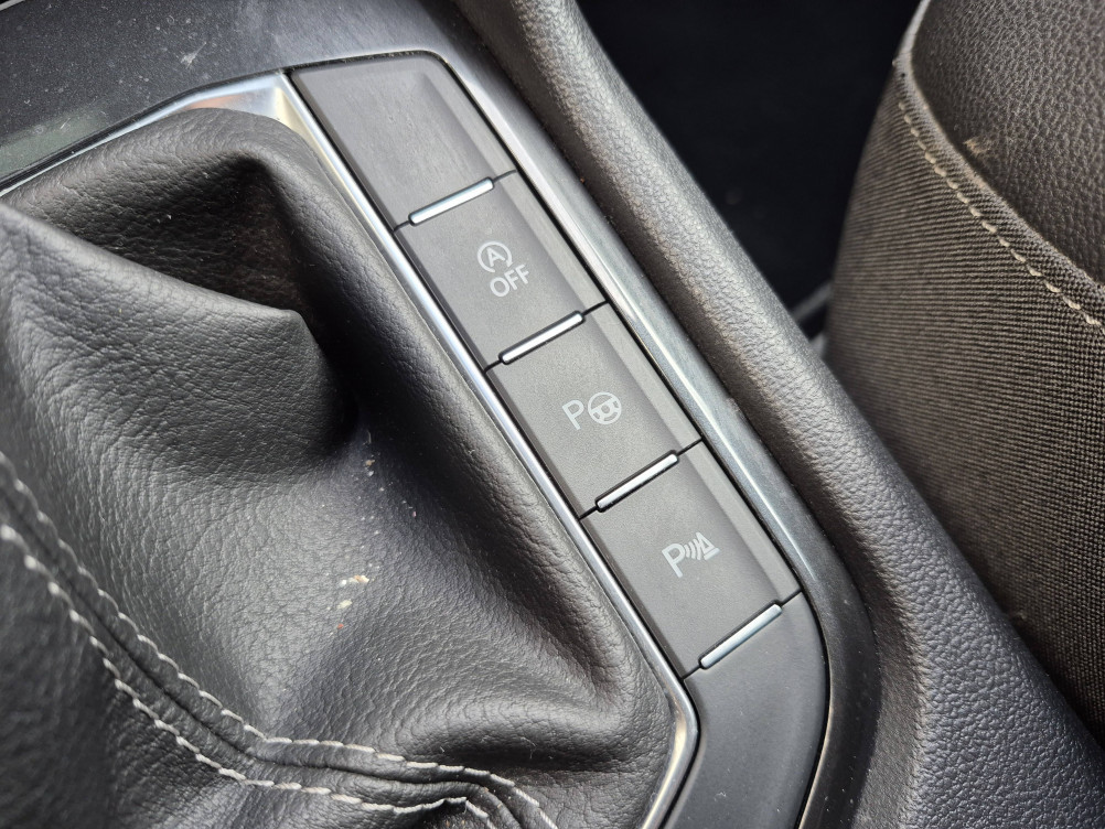 Acheter Volkswagen Tiguan Tiguan 2.0 TDI 150ch DSG7 R-Line 5p occasion dans les concessions du Groupe Faurie