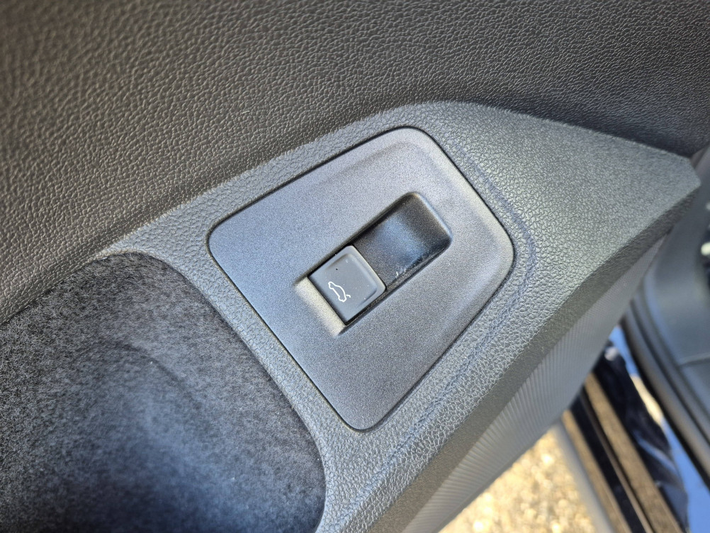 Acheter Volkswagen Tiguan Tiguan 2.0 TDI 150ch DSG7 R-Line 5p occasion dans les concessions du Groupe Faurie