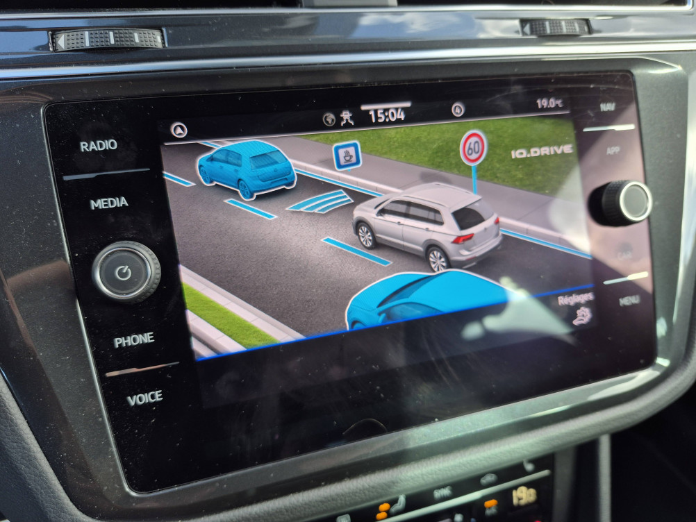 Acheter Volkswagen Tiguan Tiguan 2.0 TDI 150ch DSG7 R-Line 5p occasion dans les concessions du Groupe Faurie