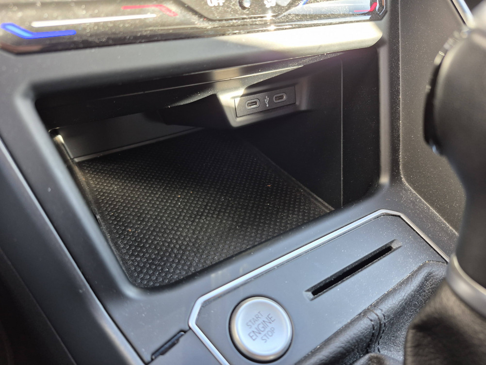 Acheter Volkswagen Polo Polo 1.0 TSI 110 S&S DSG7 R-Line 5p occasion dans les concessions du Groupe Faurie