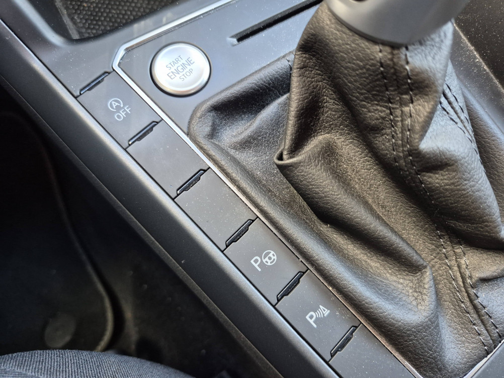 Acheter Volkswagen Polo Polo 1.0 TSI 110 S&S DSG7 R-Line 5p occasion dans les concessions du Groupe Faurie