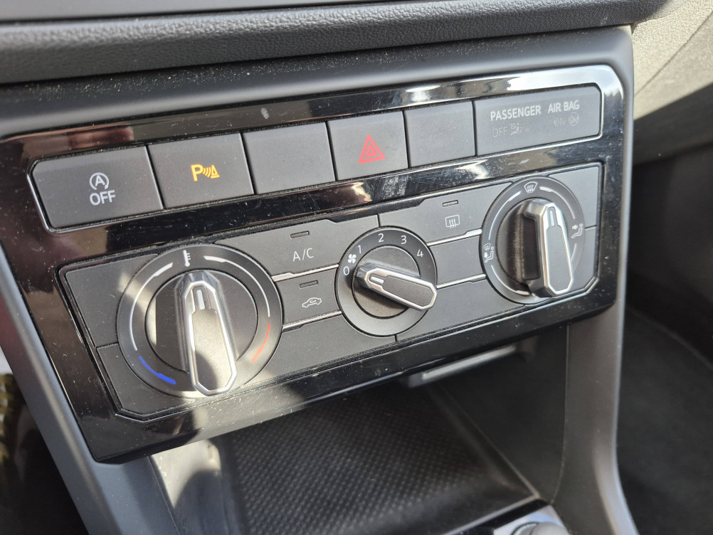 Acheter Volkswagen T-Cross T-Cross 1.0 TSI 110 Start/Stop BVM6 Life Tech 5p occasion dans les concessions du Groupe Faurie