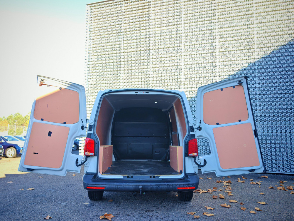 Acheter Volkswagen Transporter Fourgon T6 TRANSPORTER 6.1 VAN L1H1 2.0 TDI 150 BVM6 BUSINESS 4p occasion dans les concessions du Groupe Faurie