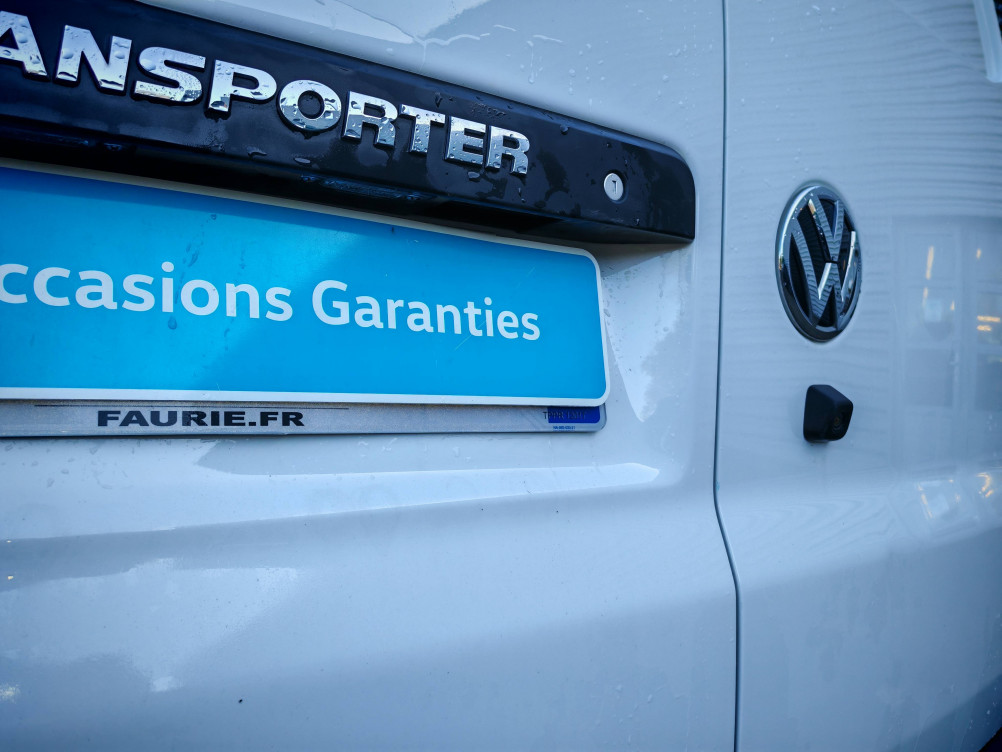 Acheter Volkswagen Transporter Fourgon T6 TRANSPORTER 6.1 VAN L1H1 2.0 TDI 150 BVM6 BUSINESS 4p occasion dans les concessions du Groupe Faurie