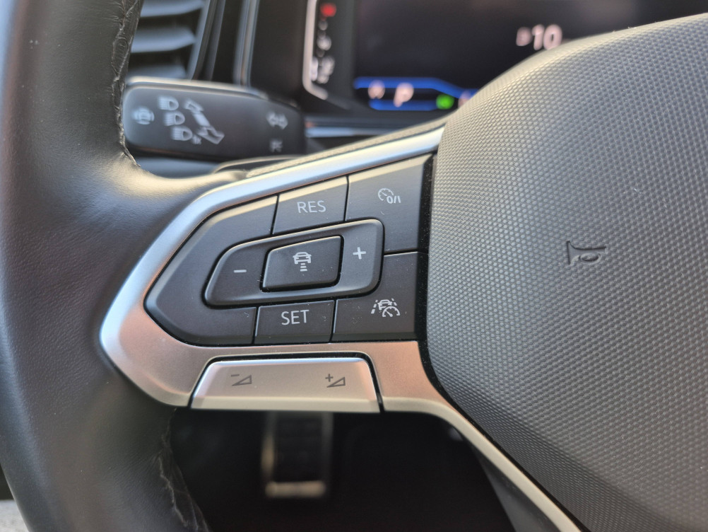 Acheter Volkswagen T-Roc T-Roc 1.5 TSI EVO 150 Start/Stop DSG7 R-Line 5p occasion dans les concessions du Groupe Faurie