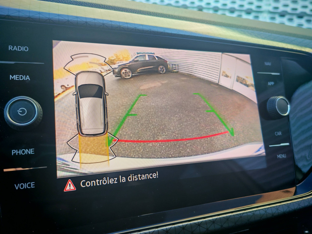 Acheter Volkswagen T-Cross T-Cross 1.0 TSI 110 Start/Stop BVM6 R-Line 5p occasion dans les concessions du Groupe Faurie