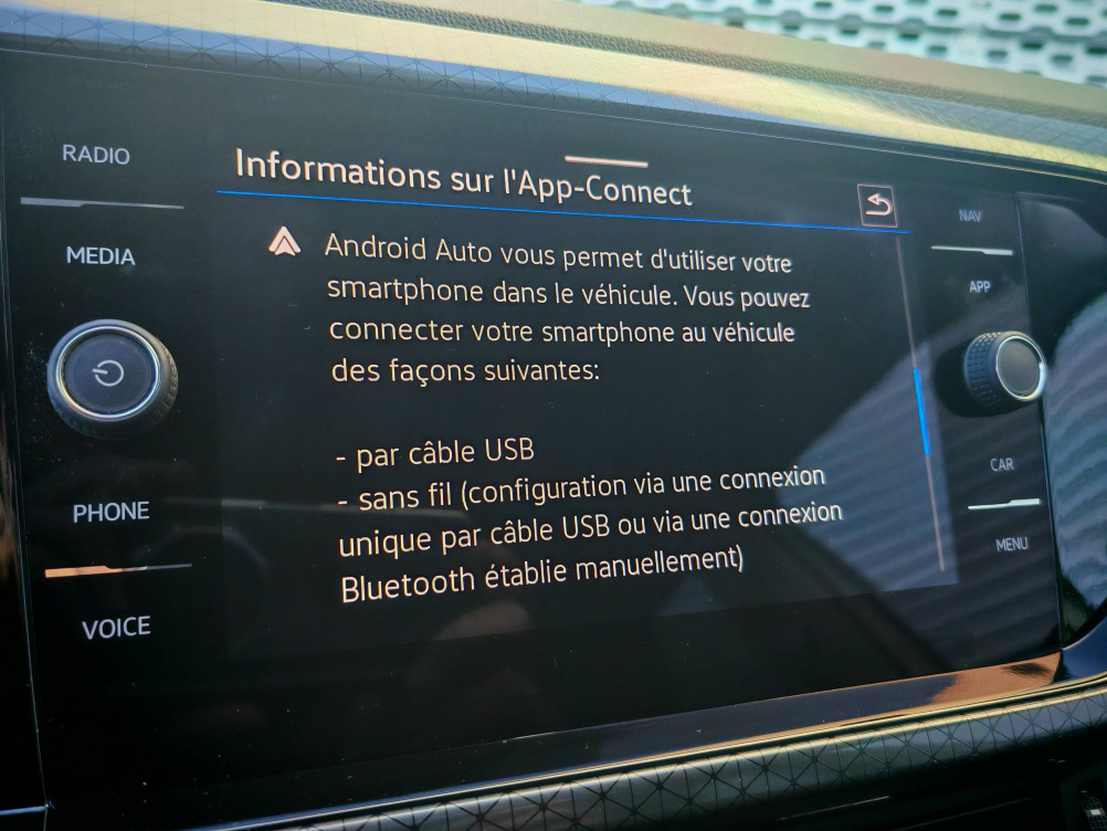 Acheter Volkswagen T-Cross T-Cross 1.0 TSI 110 Start/Stop BVM6 R-Line 5p occasion dans les concessions du Groupe Faurie