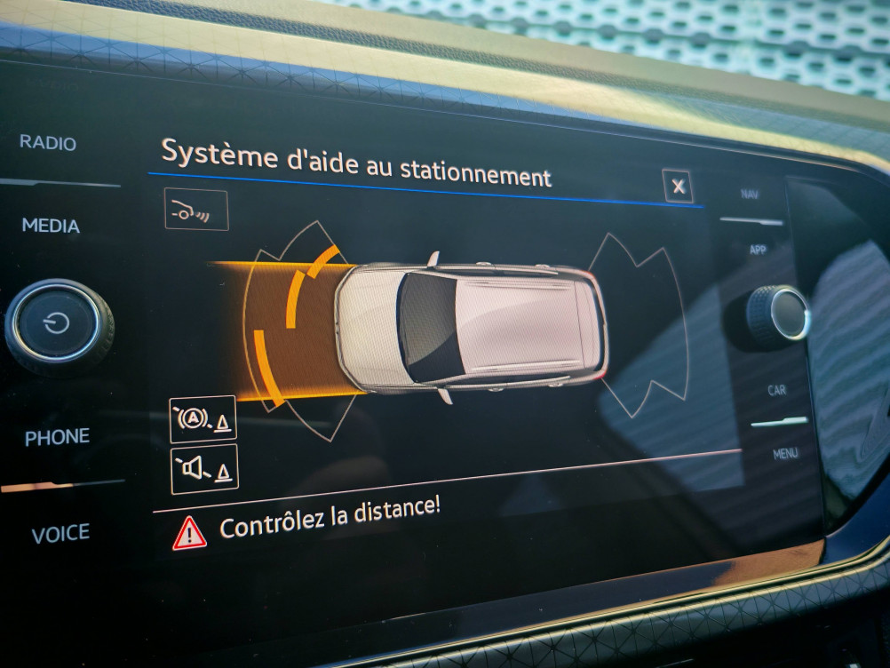 Acheter Volkswagen T-Cross T-Cross 1.0 TSI 110 Start/Stop BVM6 R-Line 5p occasion dans les concessions du Groupe Faurie