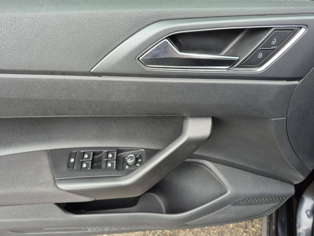 Acheter Volkswagen Polo Polo 1.0 TSI 95 S&S BVM5 R-Line 5p occasion dans les concessions du Groupe Faurie