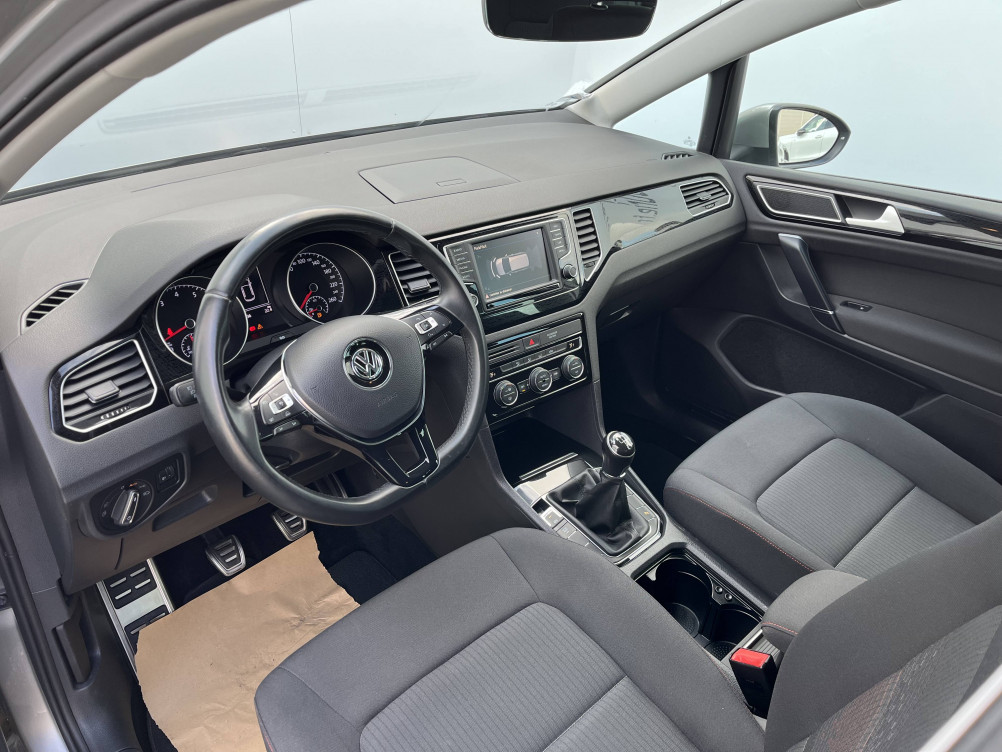 Acheter Volkswagen Golf SW Golf Sportsvan 1.4 TSI 125 BMT Sound 5p occasion dans les concessions du Groupe Faurie