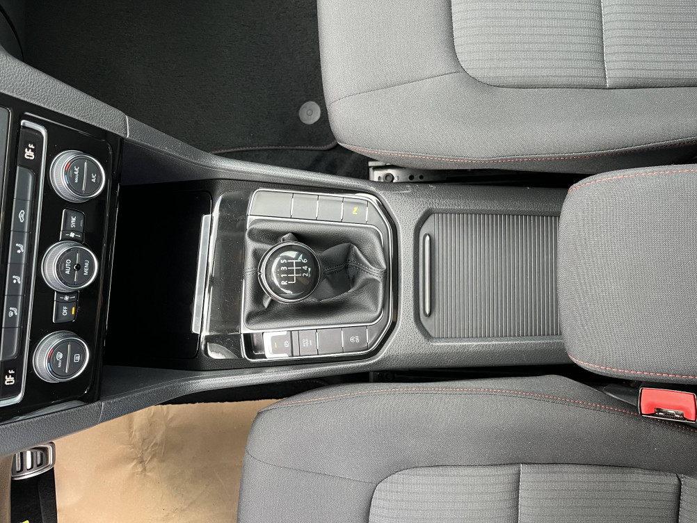 Acheter Volkswagen Golf SW Golf Sportsvan 1.4 TSI 125 BMT Sound 5p occasion dans les concessions du Groupe Faurie