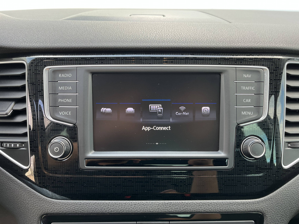 Acheter Volkswagen Golf SW Golf Sportsvan 1.4 TSI 125 BMT Sound 5p occasion dans les concessions du Groupe Faurie