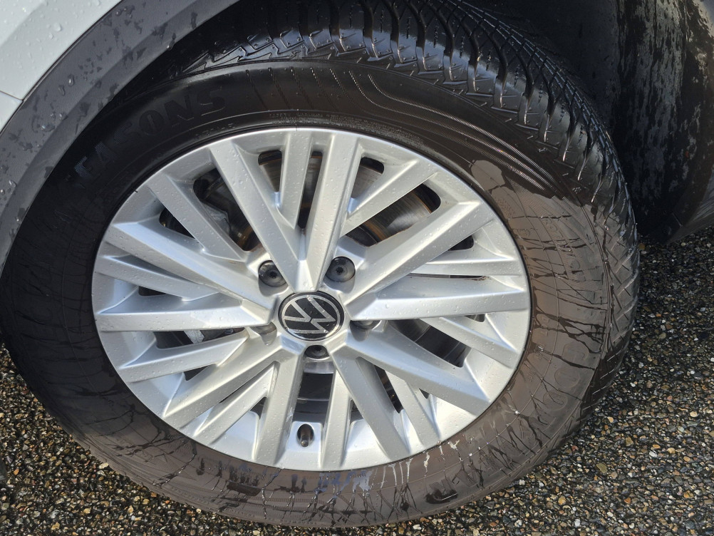 Acheter Volkswagen T-Roc T-Roc 1.0 TSI 110 Start/Stop BVM6 Life Business 5p occasion dans les concessions du Groupe Faurie