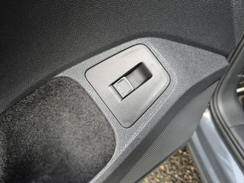 Acheter Volkswagen Tiguan Tiguan 2.0 TDI 150ch DSG7 R-Line Exclusive 5p occasion dans les concessions du Groupe Faurie