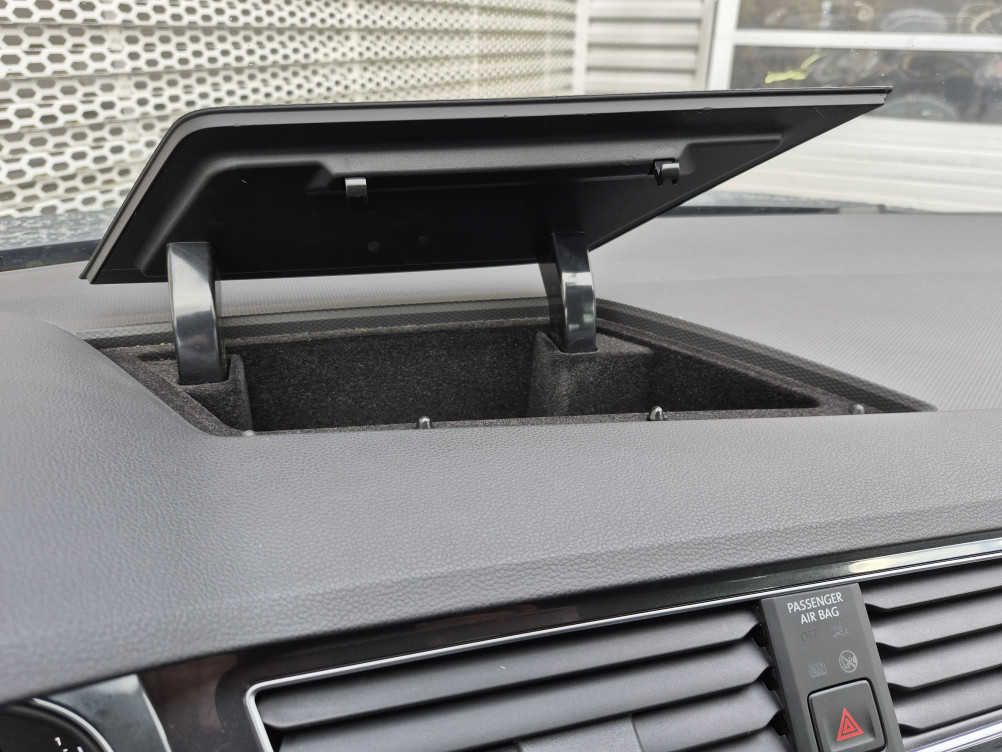 Acheter Volkswagen Tiguan Tiguan 2.0 TDI 150ch DSG7 R-Line Exclusive 5p occasion dans les concessions du Groupe Faurie