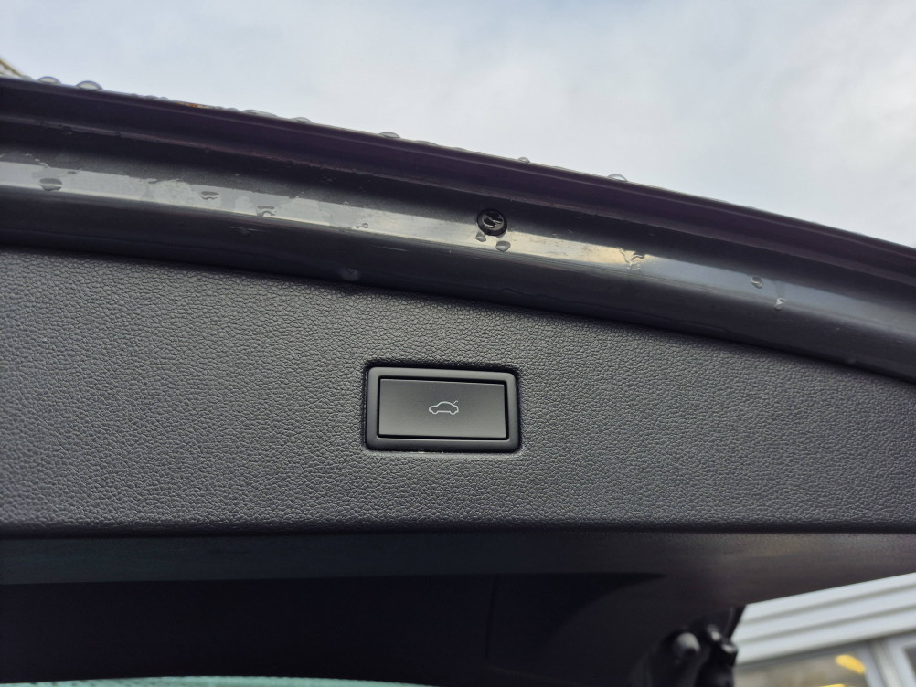 Acheter Volkswagen Tiguan Tiguan 2.0 TDI 150ch DSG7 R-Line Exclusive 5p occasion dans les concessions du Groupe Faurie