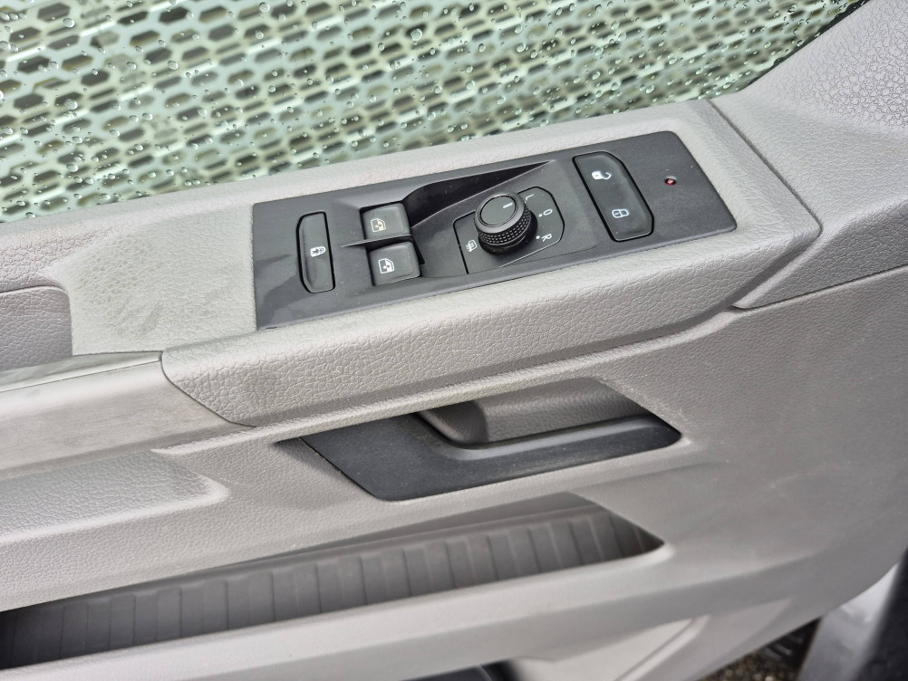 Acheter Volkswagen Transporter TRANSPORTER 6.1 PROCAB L1H1 2.0 TDI 150 DSG7 EDITION 5p occasion dans les concessions du Groupe Faurie