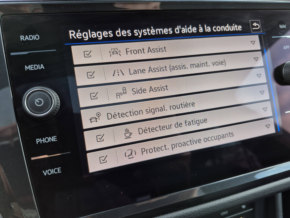 Acheter Volkswagen Tiguan Tiguan 2.0 TDI 150ch DSG7 R-Line Exclusive 5p occasion dans les concessions du Groupe Faurie