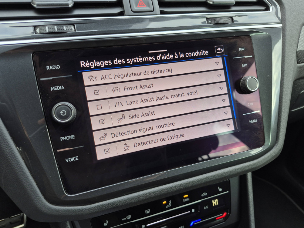 Acheter Volkswagen Tiguan Tiguan 2.0 TDI 150ch DSG7 R-Line Exclusive 5p occasion dans les concessions du Groupe Faurie