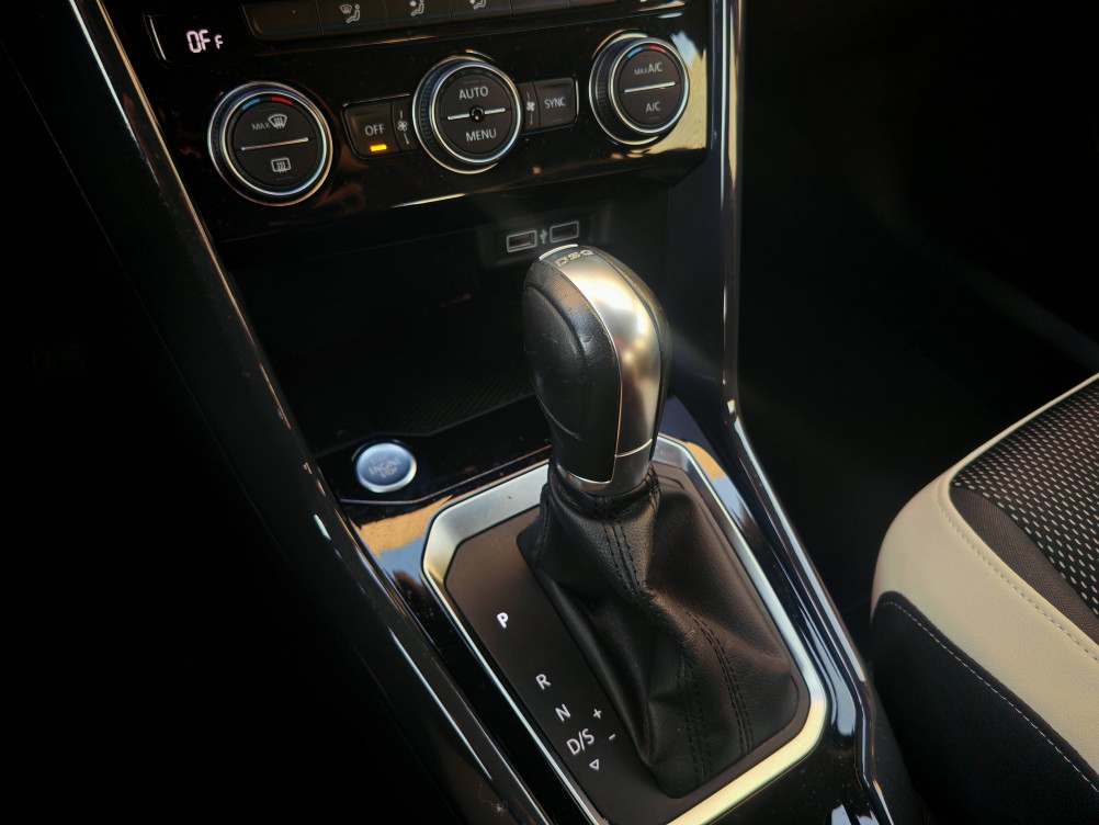 Acheter Volkswagen T-Roc T-Roc 1.5 TSI 150 EVO Start/Stop DSG7 Carat 5p occasion dans les concessions du Groupe Faurie