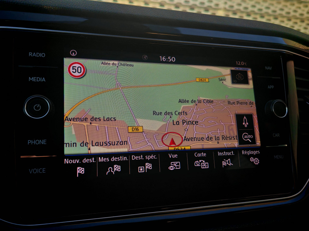 Acheter Volkswagen T-Roc T-Roc 1.5 TSI 150 EVO Start/Stop DSG7 Carat 5p occasion dans les concessions du Groupe Faurie