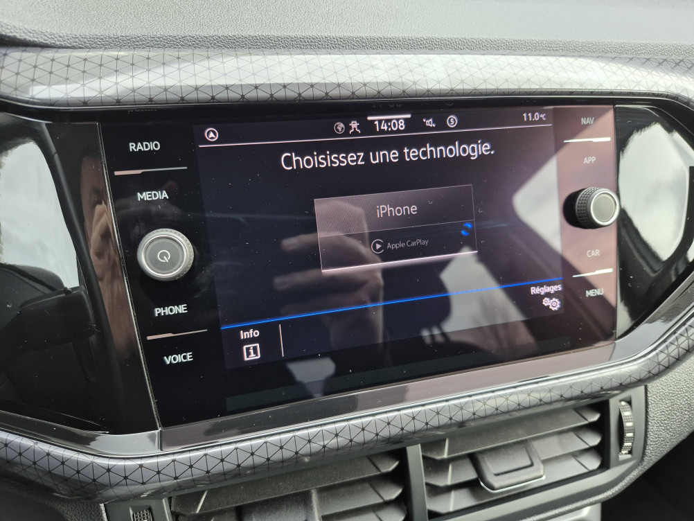 Acheter Volkswagen T-Cross T-Cross 1.0 TSI 110 Start/Stop DSG7 R-Line Tech 5p occasion dans les concessions du Groupe Faurie