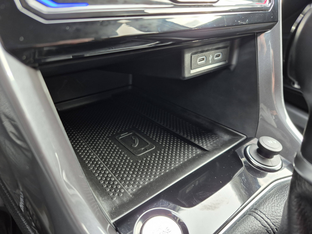 Acheter Volkswagen T-Cross T-Cross 1.0 TSI 110 Start/Stop DSG7 R-Line Tech 5p occasion dans les concessions du Groupe Faurie