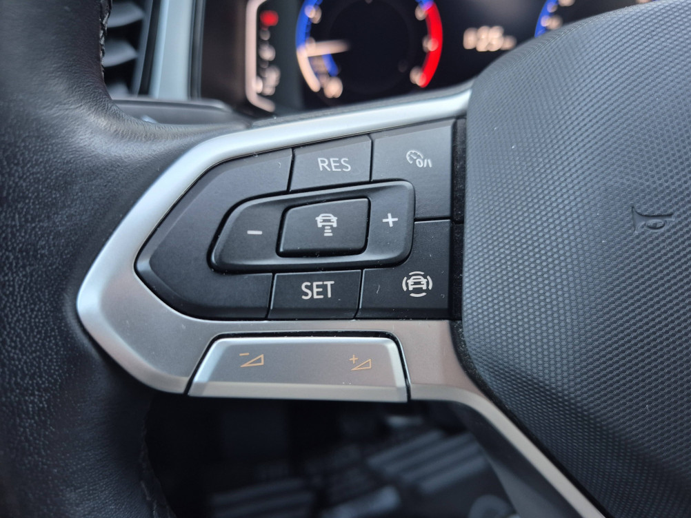 Acheter Volkswagen T-Roc T-Roc 1.0 TSI 110 Start/Stop BVM6 Life 5p occasion dans les concessions du Groupe Faurie