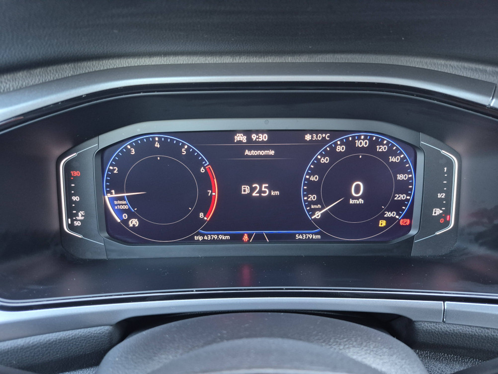 Acheter Volkswagen T-Roc T-Roc 1.0 TSI 110 Start/Stop BVM6 Life 5p occasion dans les concessions du Groupe Faurie