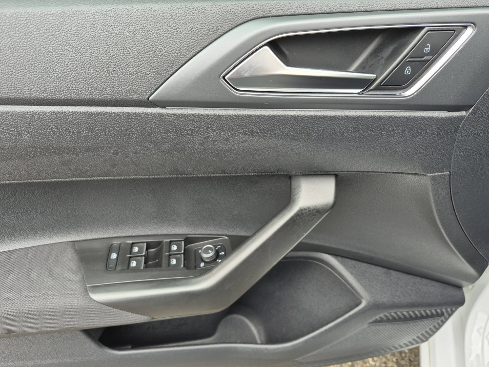 Acheter Volkswagen Taigo Taigo 1.0 TSI 110 DSG7 R-Line 5p occasion dans les concessions du Groupe Faurie