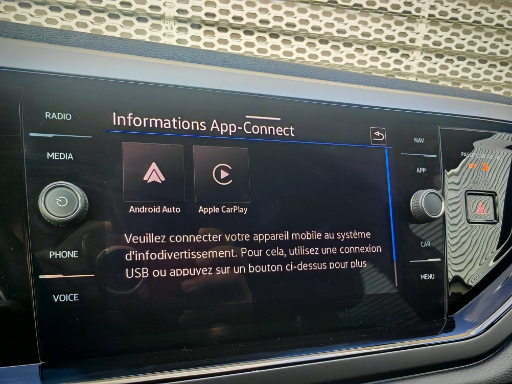 Acheter Volkswagen Polo Polo 1.0 TSI 95 S&S BVM5 R-Line 5p occasion dans les concessions du Groupe Faurie