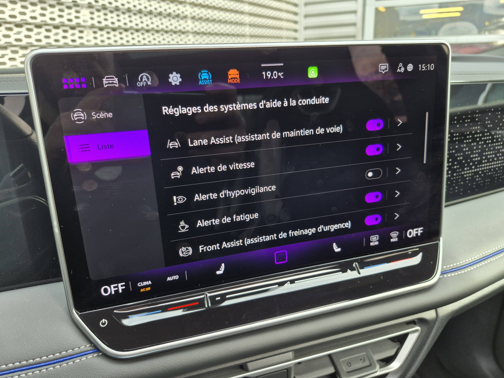 Acheter Volkswagen Tiguan Tiguan 2.0 TDI 150ch DSG7 R-Line 5p occasion dans les concessions du Groupe Faurie