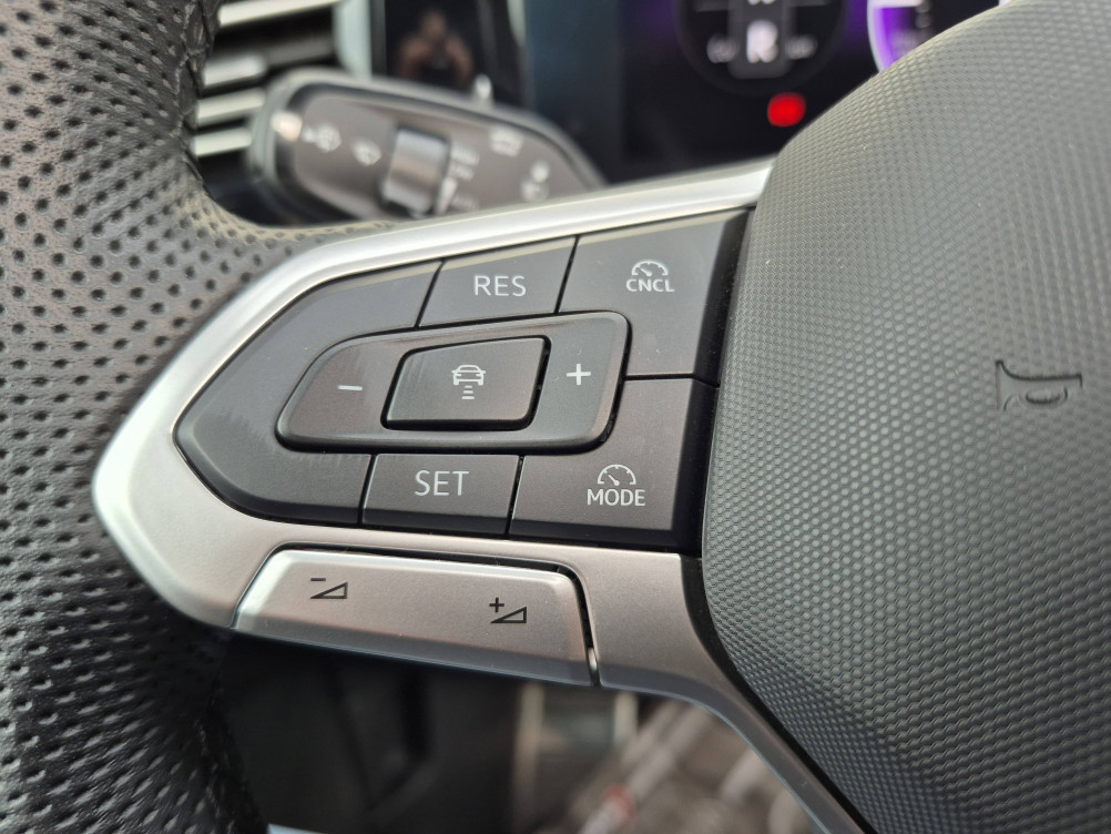 Acheter Volkswagen Tiguan Tiguan 2.0 TDI 150ch DSG7 R-Line 5p occasion dans les concessions du Groupe Faurie