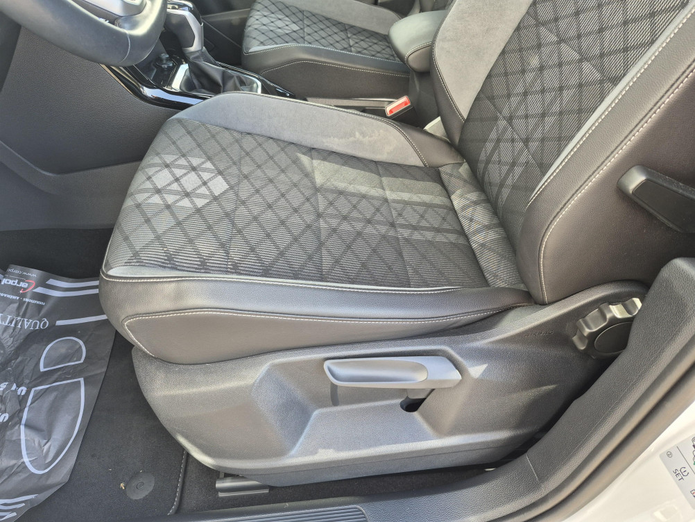 Acheter Volkswagen T-Roc T-Roc 1.5 TSI EVO2 150 Start/Stop DSG7 R-Line 5p occasion dans les concessions du Groupe Faurie