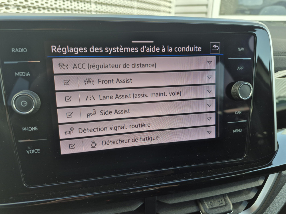 Acheter Volkswagen T-Roc T-Roc 1.5 TSI EVO2 150 Start/Stop DSG7 R-Line 5p occasion dans les concessions du Groupe Faurie