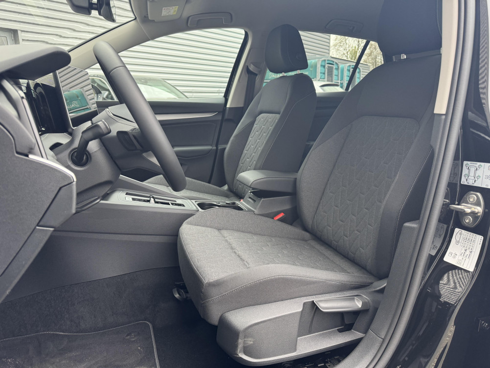 Acheter Volkswagen Golf Golf 1.5 eHybrid 204 DSG6 VW Edition 5p neuf dans les concessions du Groupe Faurie