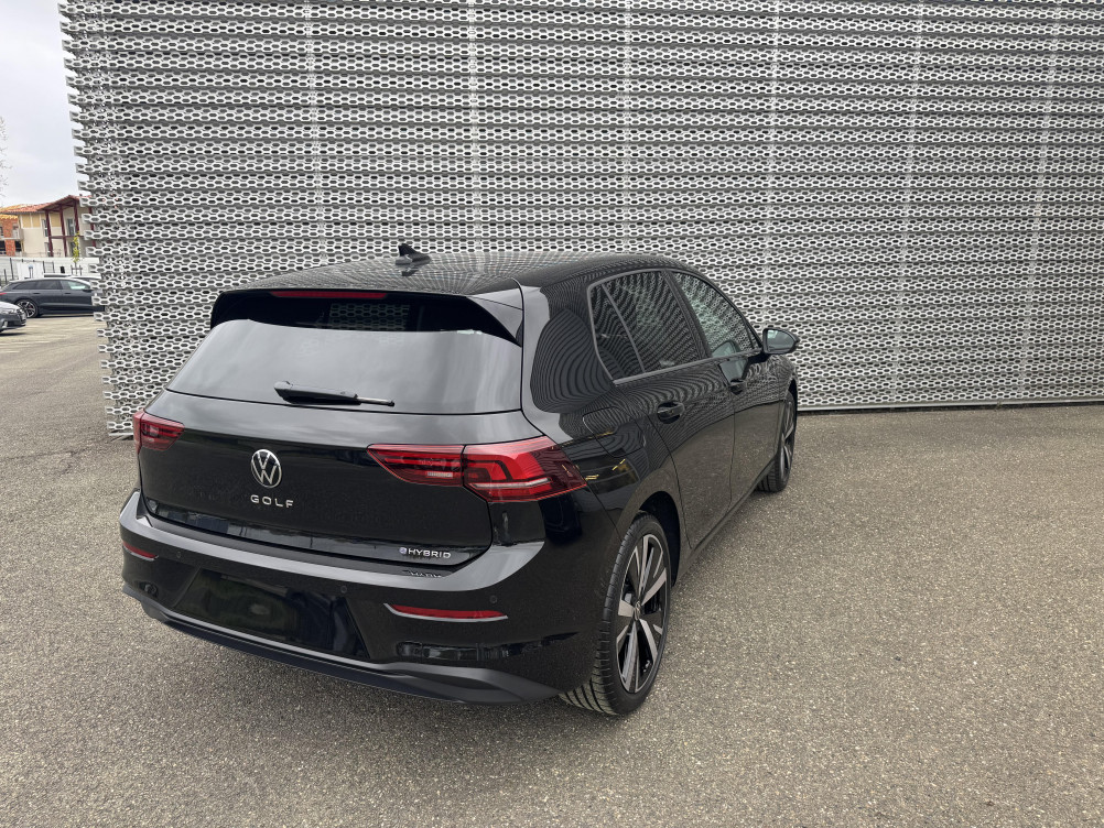 Acheter Volkswagen Golf Golf 1.5 eHybrid 204 DSG6 VW Edition 5p neuf dans les concessions du Groupe Faurie