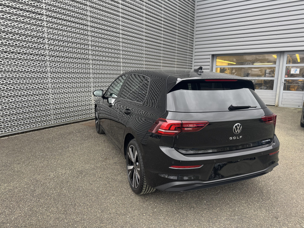 Acheter Volkswagen Golf Golf 1.5 eHybrid 204 DSG6 VW Edition 5p neuf dans les concessions du Groupe Faurie