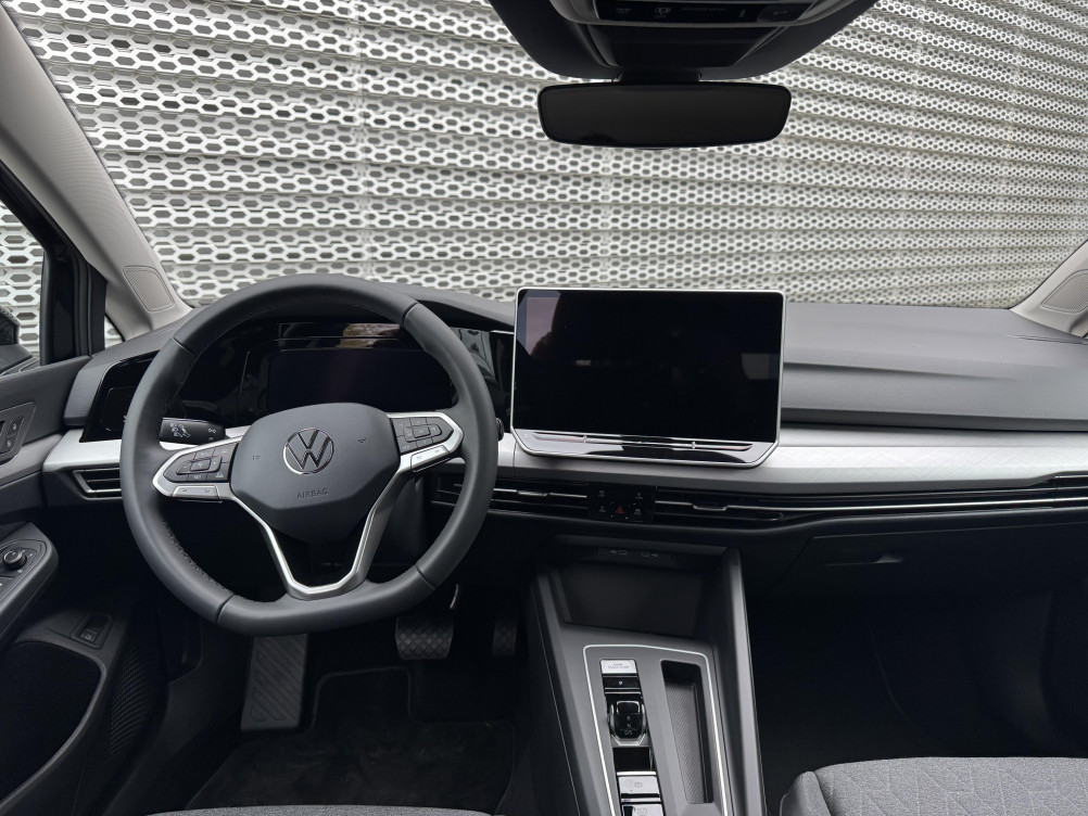 Acheter Volkswagen Golf Golf 1.5 eHybrid 204 DSG6 VW Edition 5p neuf dans les concessions du Groupe Faurie