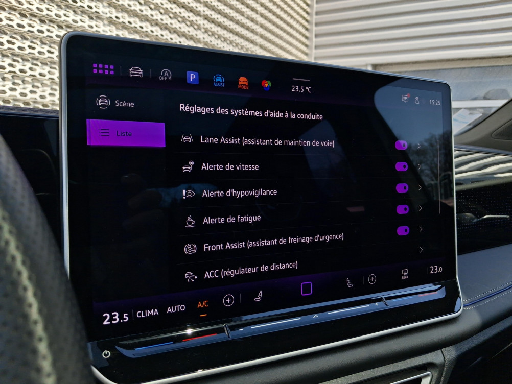 Acheter Volkswagen Tiguan Tiguan 1.5 eTSI 150ch DSG7 R-Line 5p occasion dans les concessions du Groupe Faurie