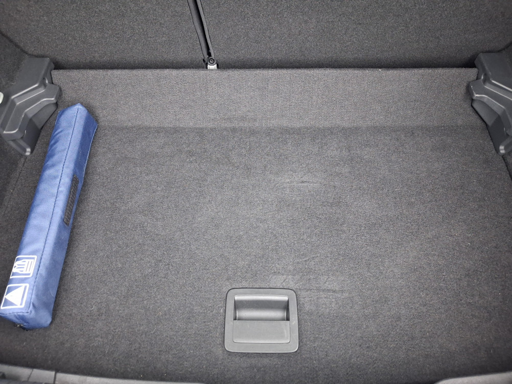 Acheter Volkswagen Polo Polo 1.0 TSI 110 S&S DSG7 R-Line 5p occasion dans les concessions du Groupe Faurie