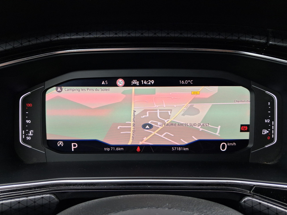 Acheter Volkswagen T-Cross T-Cross 1.0 TSI 110 Start/Stop DSG7 R-Line Tech 5p occasion dans les concessions du Groupe Faurie