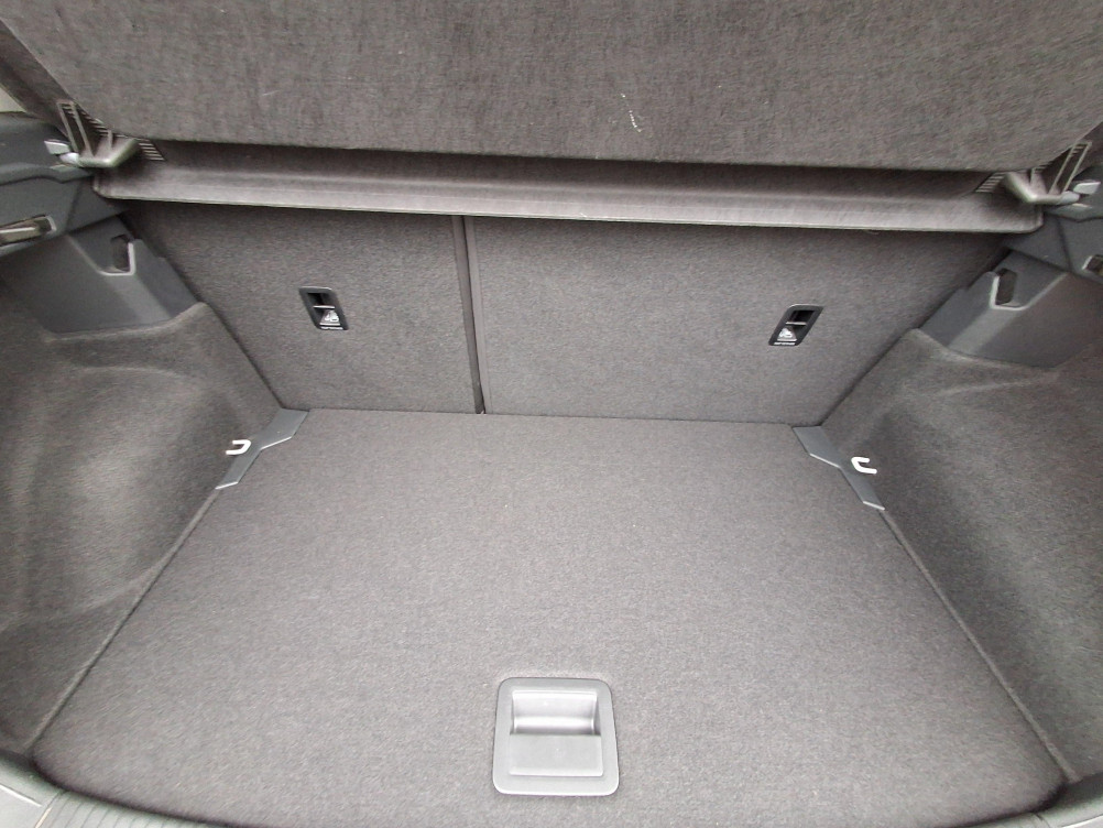 Acheter Volkswagen T-Cross T-Cross 1.0 TSI 110 Start/Stop DSG7 R-Line Tech 5p occasion dans les concessions du Groupe Faurie